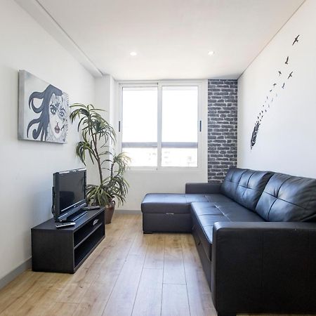 شقة 1Br Flat In Trindade W/ Ac By Metro Station بورتو المظهر الخارجي الصورة