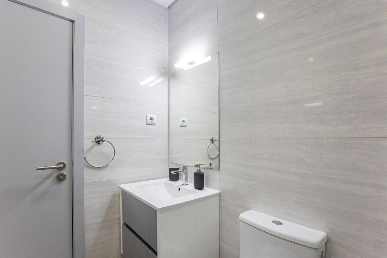 شقة 1Br Flat In Trindade W/ Ac By Metro Station بورتو المظهر الخارجي الصورة